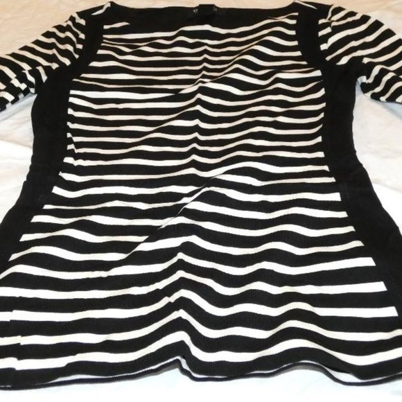 WHBM Top Black White Stripes Fitted Knit Casual or Work Long Womens size XXS - Picture 4 of 13